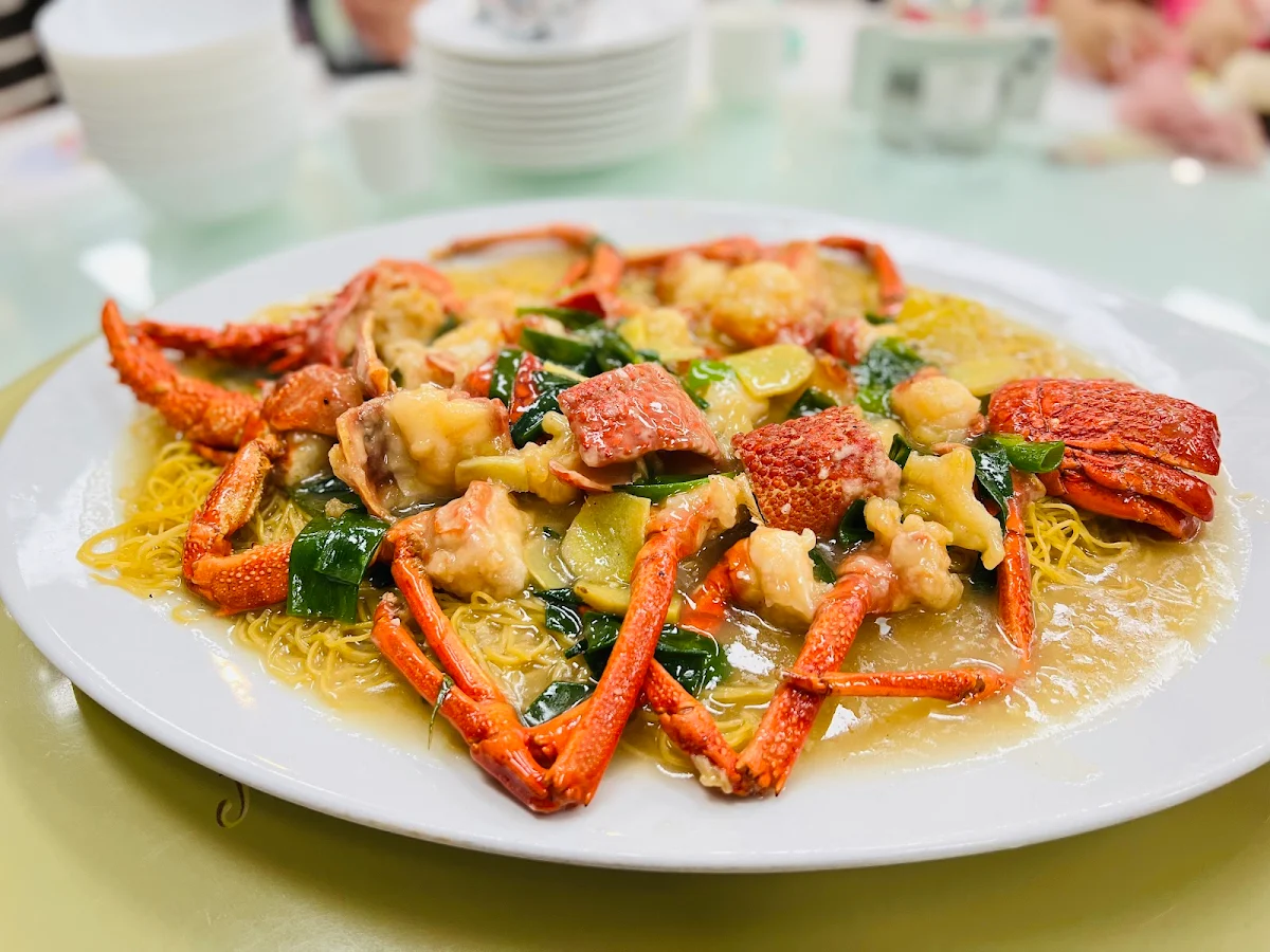 seafood combination with vegetables 海鮮炒时菜